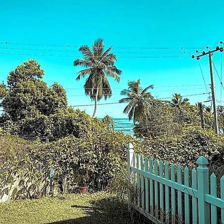 Anse Norwa Self Catering