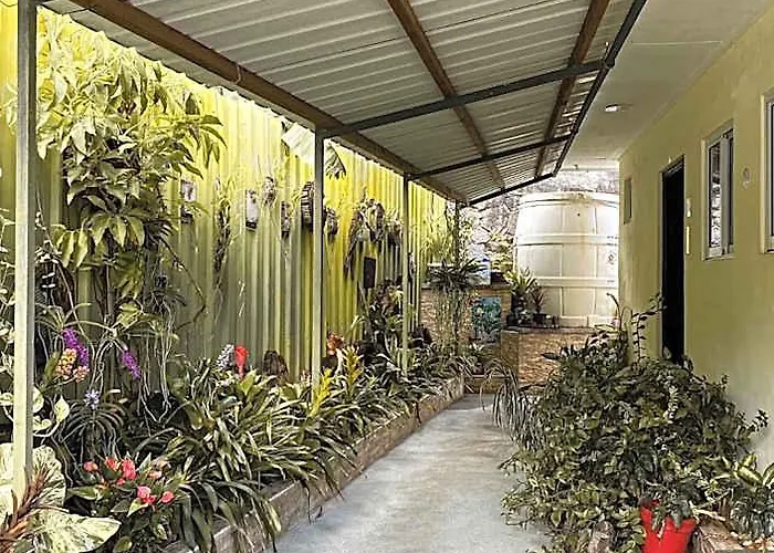 Anse Norwa Self Catering 4* Victoria